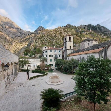 Apartament Old Town Kotor Square Zewnętrze zdjęcie