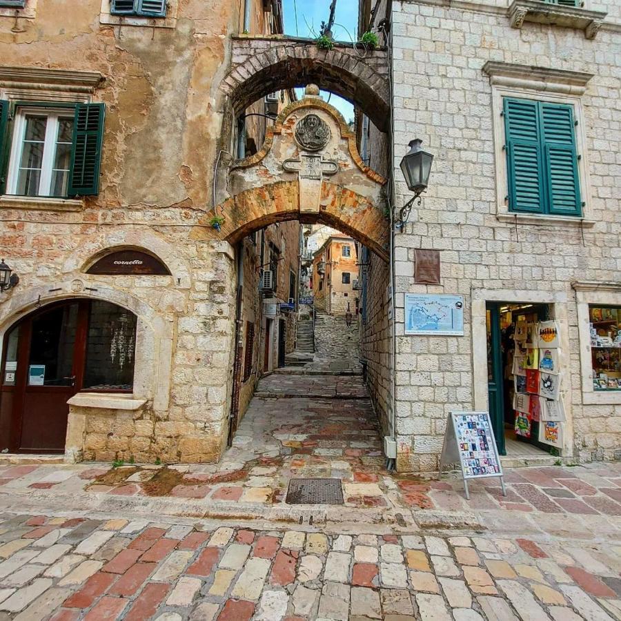 Apartament Old Town Kotor Square Zewnętrze zdjęcie